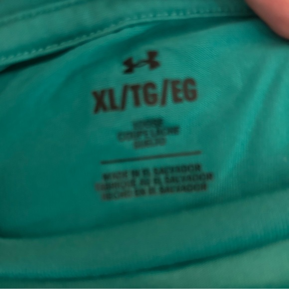 XL Under Armour Drifit T-shirt - Picture 3 of 4